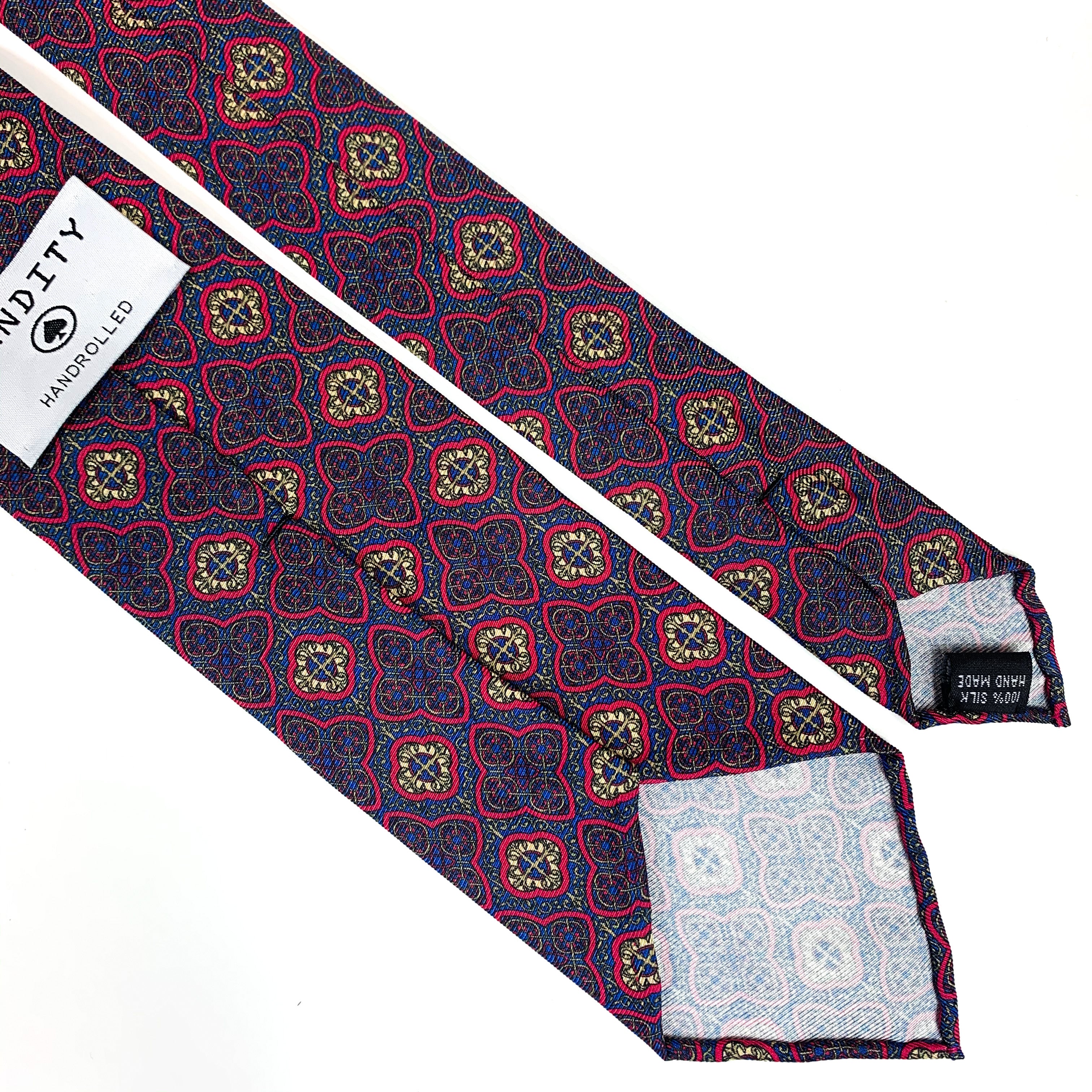 Btotie handrolled – DANDITY